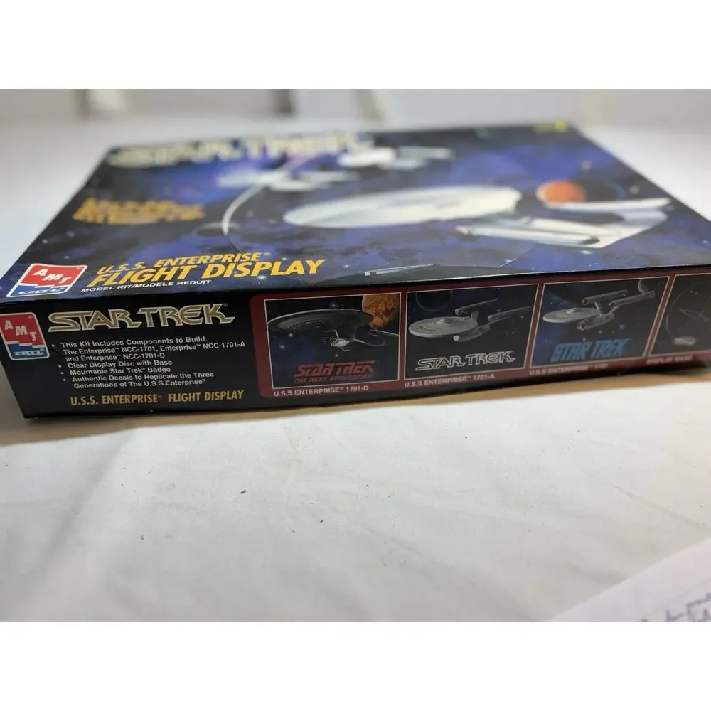Star Trek U.S.S. Enterprise Flight Display Model Kit